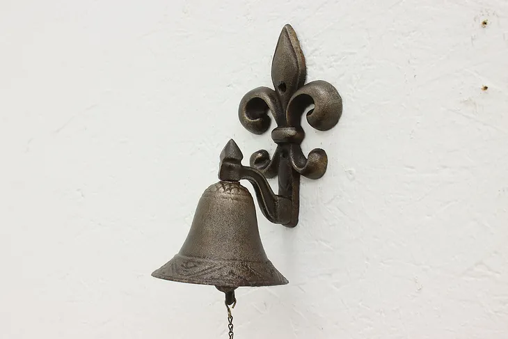 French Fleur de Lis Antique Patinated Iron Wall Door Bell (1)