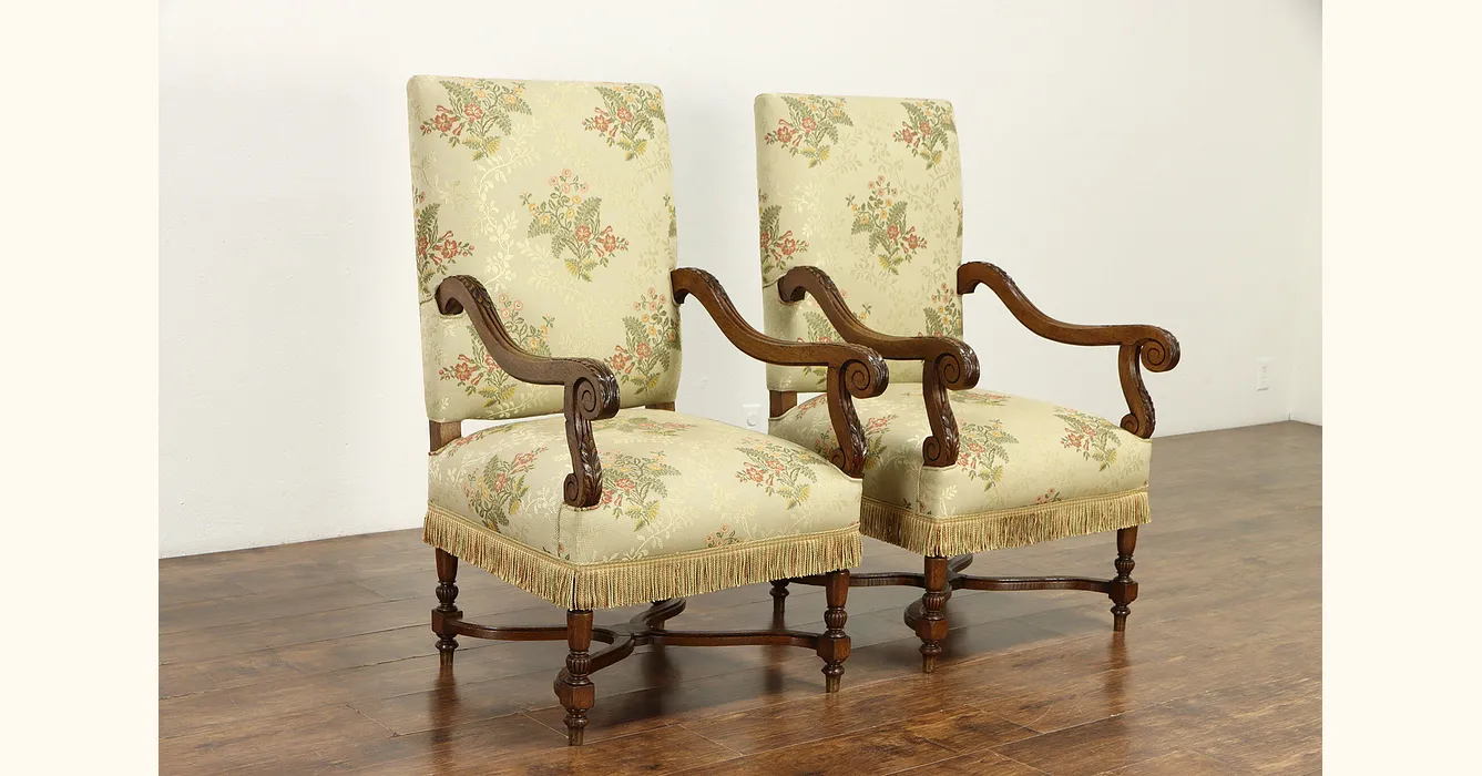 Pair of armchairs with their original tapestry Stamped by François