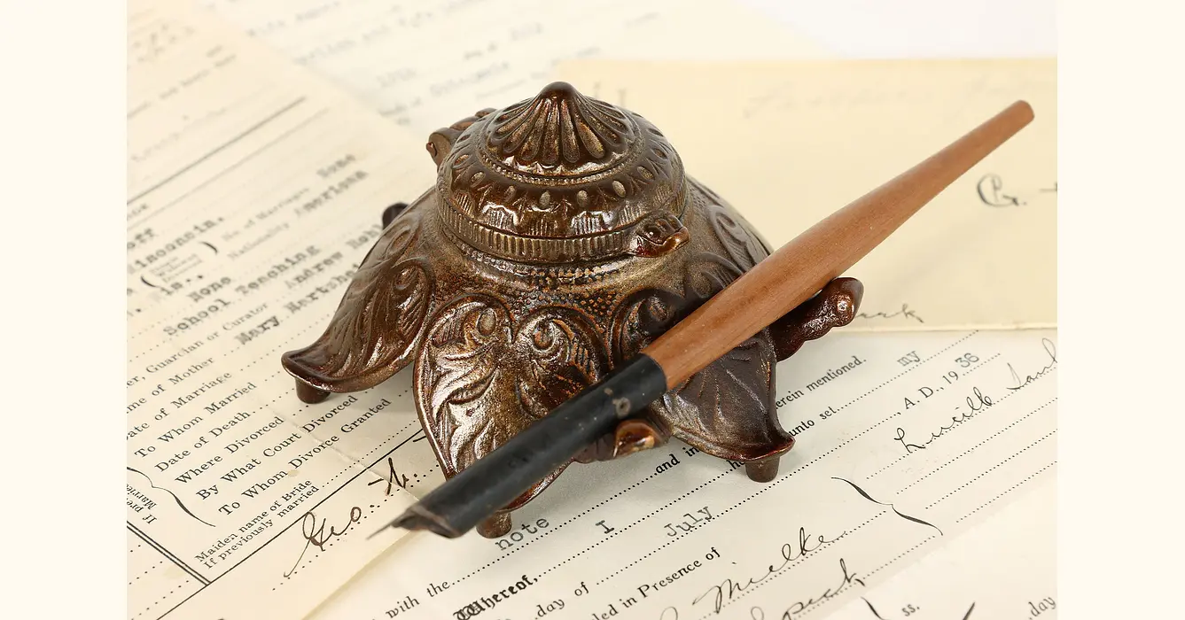 Buy Wooden Dip Pen Inkwell & Pen Holder