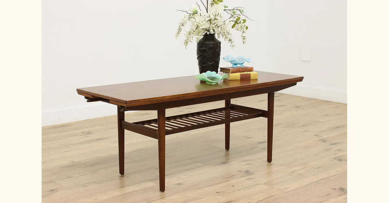 Midcentury Modern Vintage Adjustable Draw Leaf Coffee Table