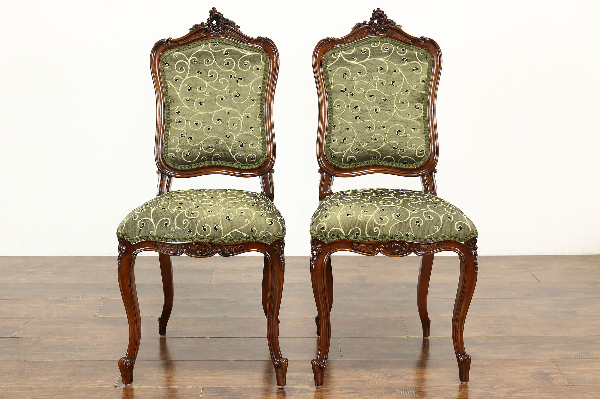 Set of 6 Antique French Louis XV Silk Gilt Dining Chairs with