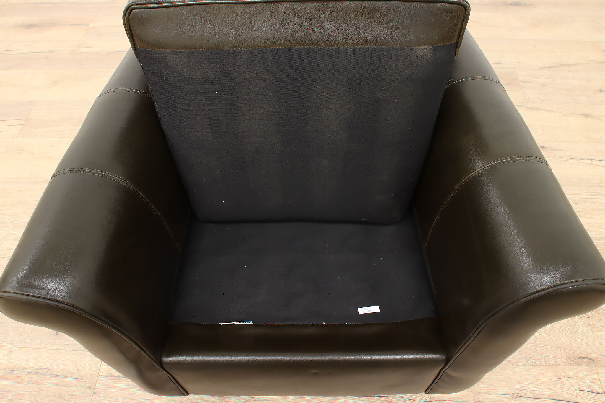 Traditional Vintage Leather Chair & Ottoman, Bauhaus USA