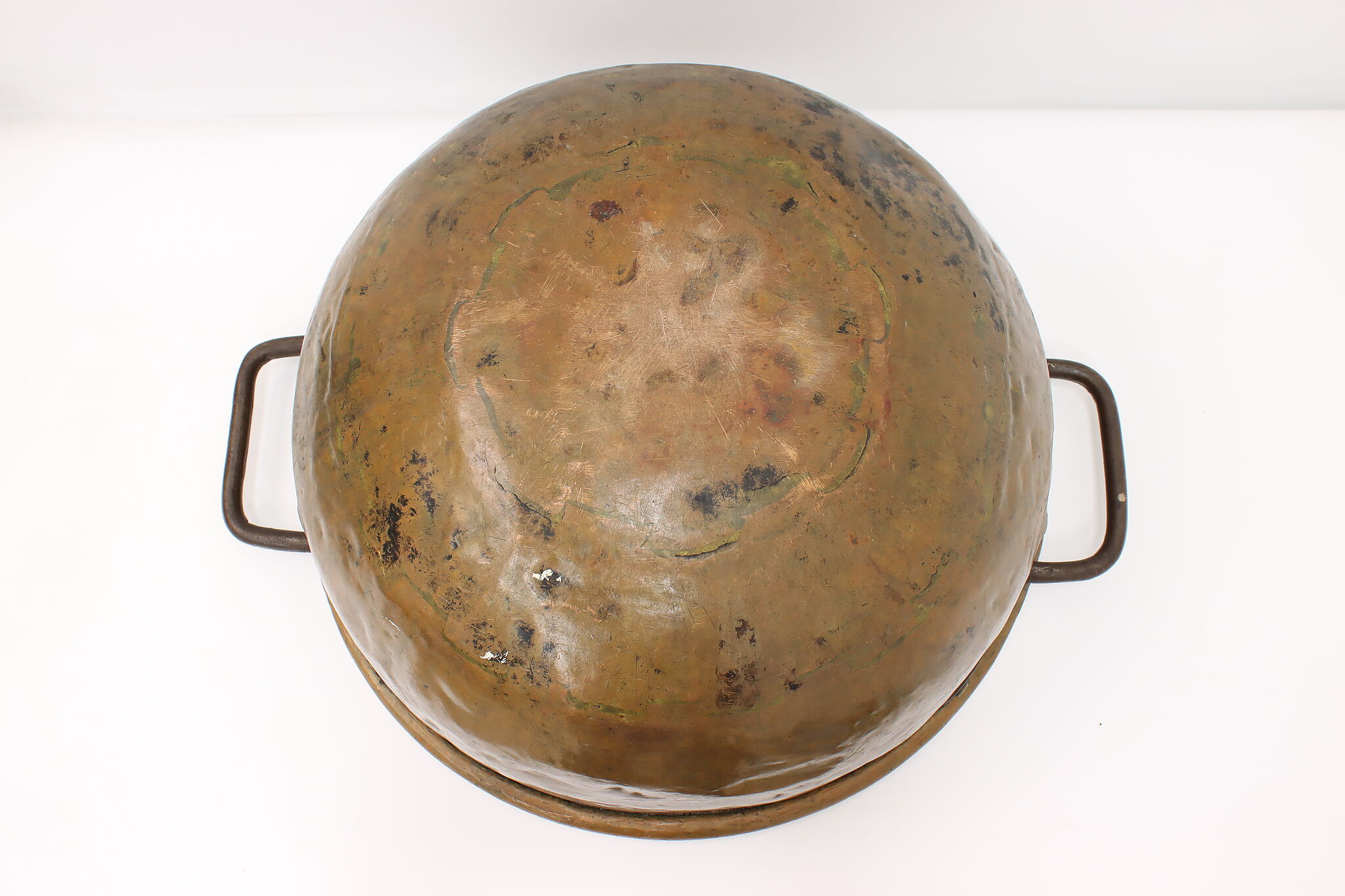 Sold at Auction: Pittsburg Pennsylvania copper candy kettle