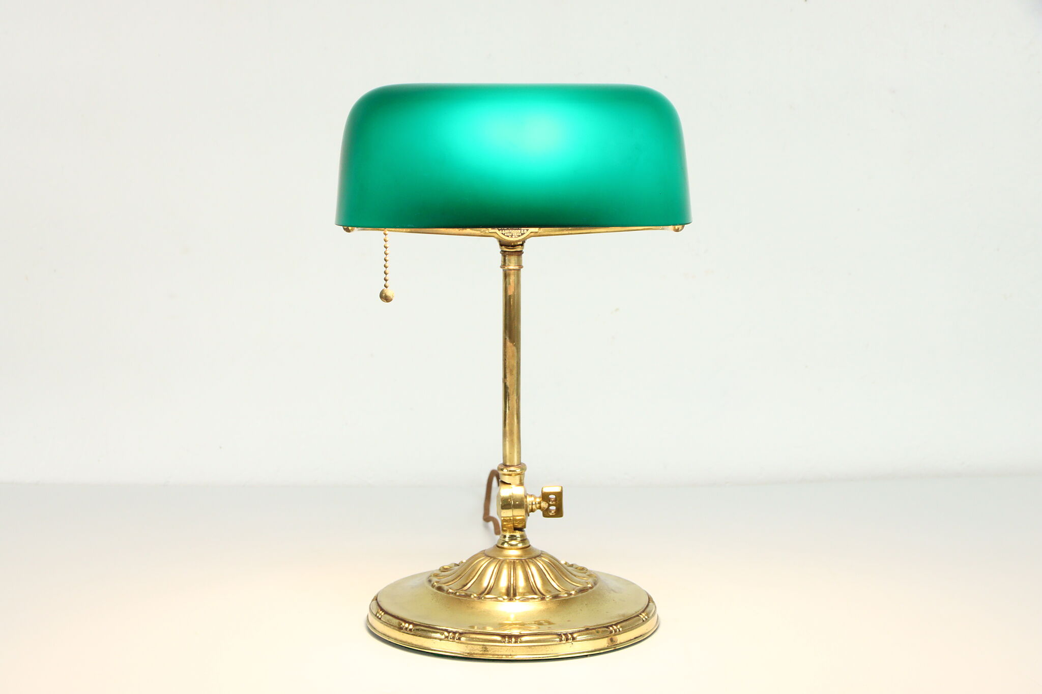 Vintage Bankers Desk Lamp Emerald Green Glass Shade Brass Base Library  Office