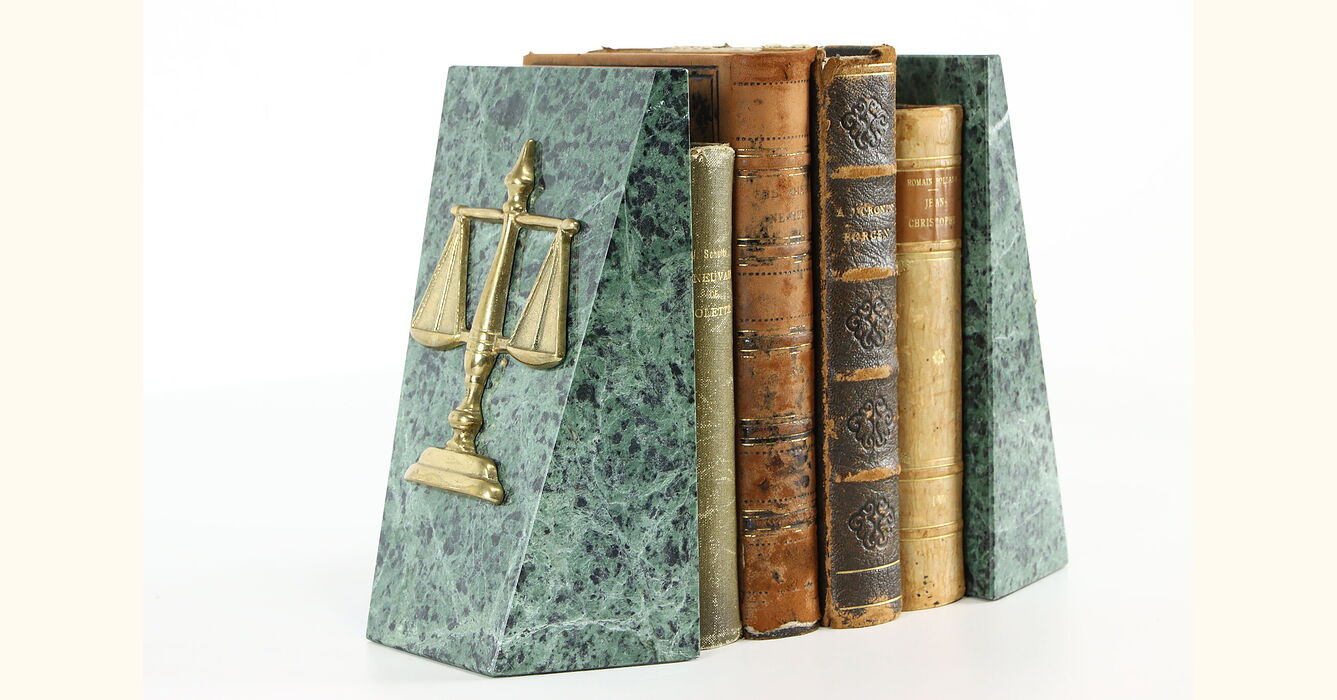 Pair Of Green Marble Scales Of Justice Vintage Bookends   Bkends37586just 